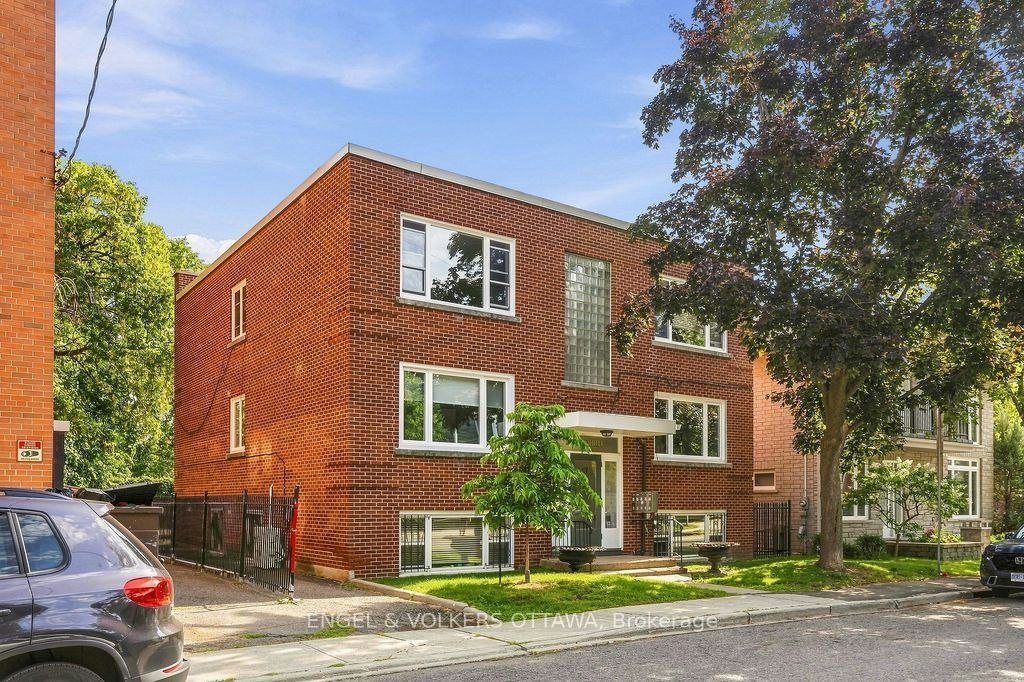 4-117 Macdonald Street, Ottawa, ON, K2P 1H7 - 2