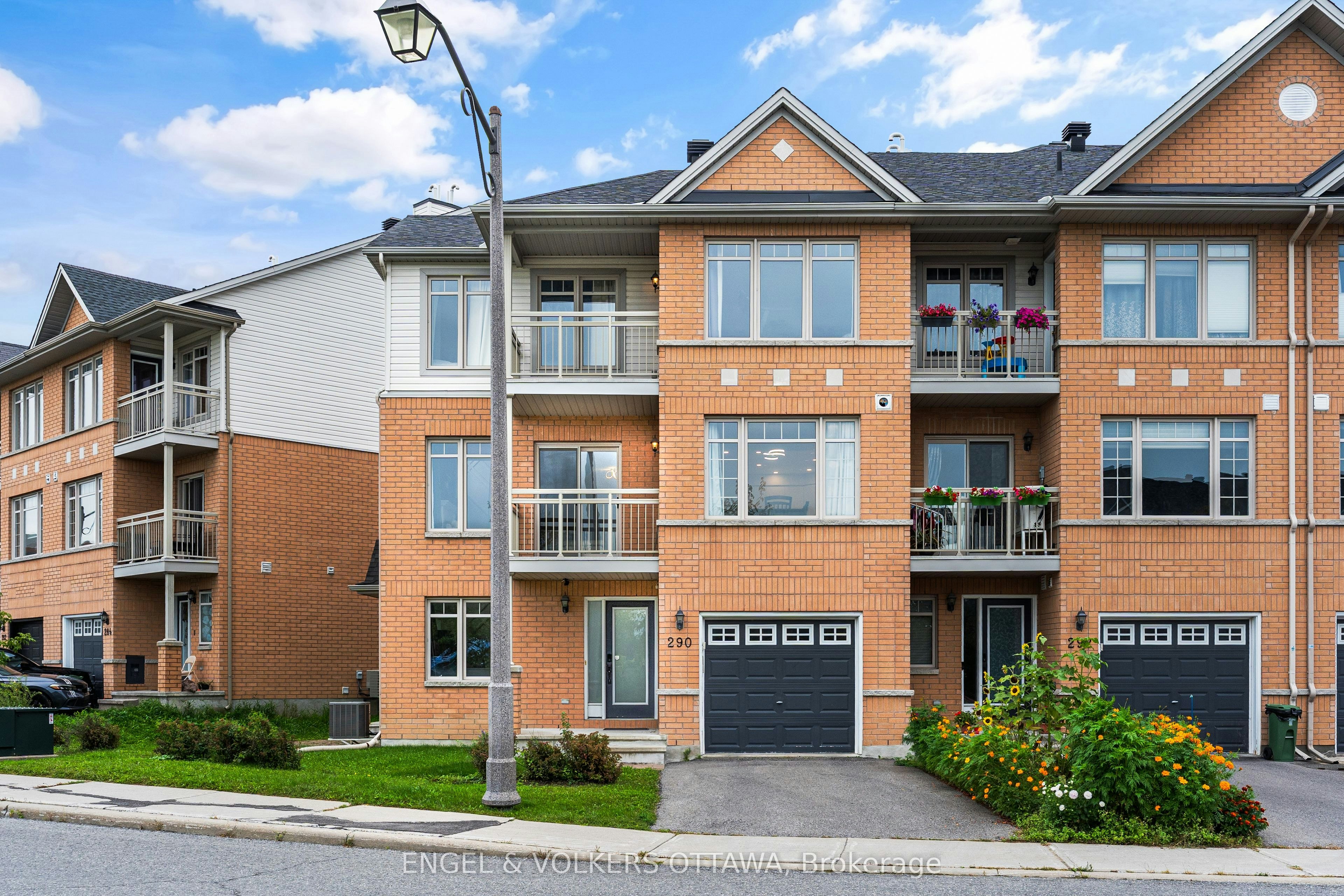 290 Citiplace Drive N, Ottawa, ON, K2E 0A7