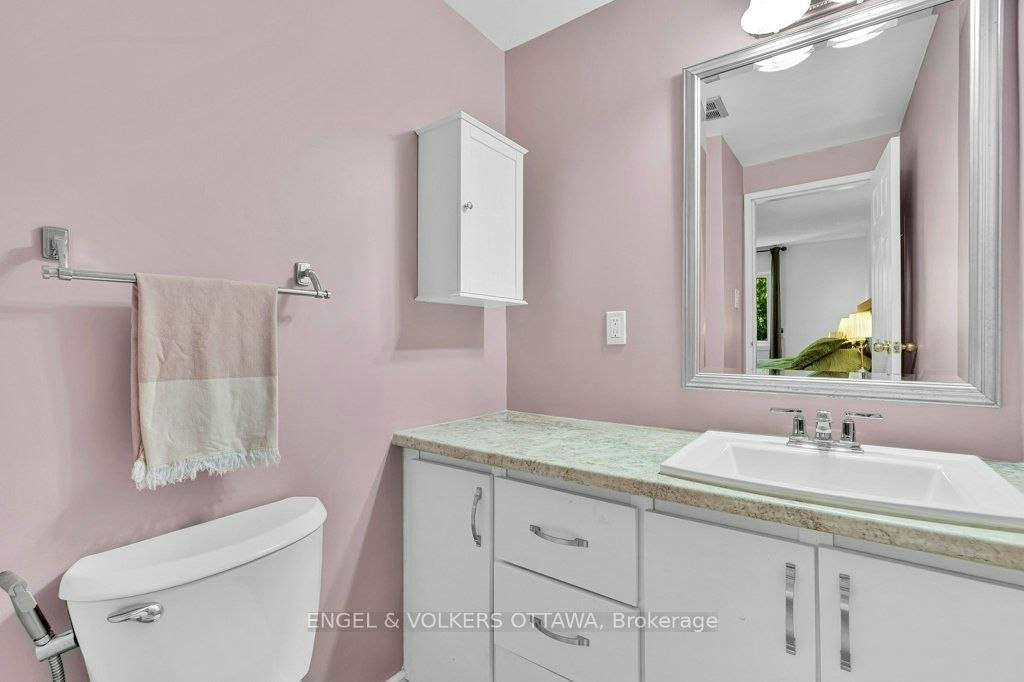 878 Grenon Avenue, Ottawa, ON, K2B 6G3 - 23