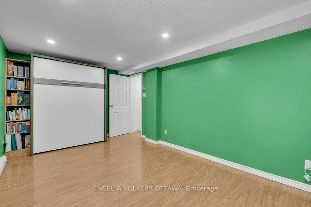 878 Grenon Avenue, Ottawa, ON, K2B 6G3 - 29
