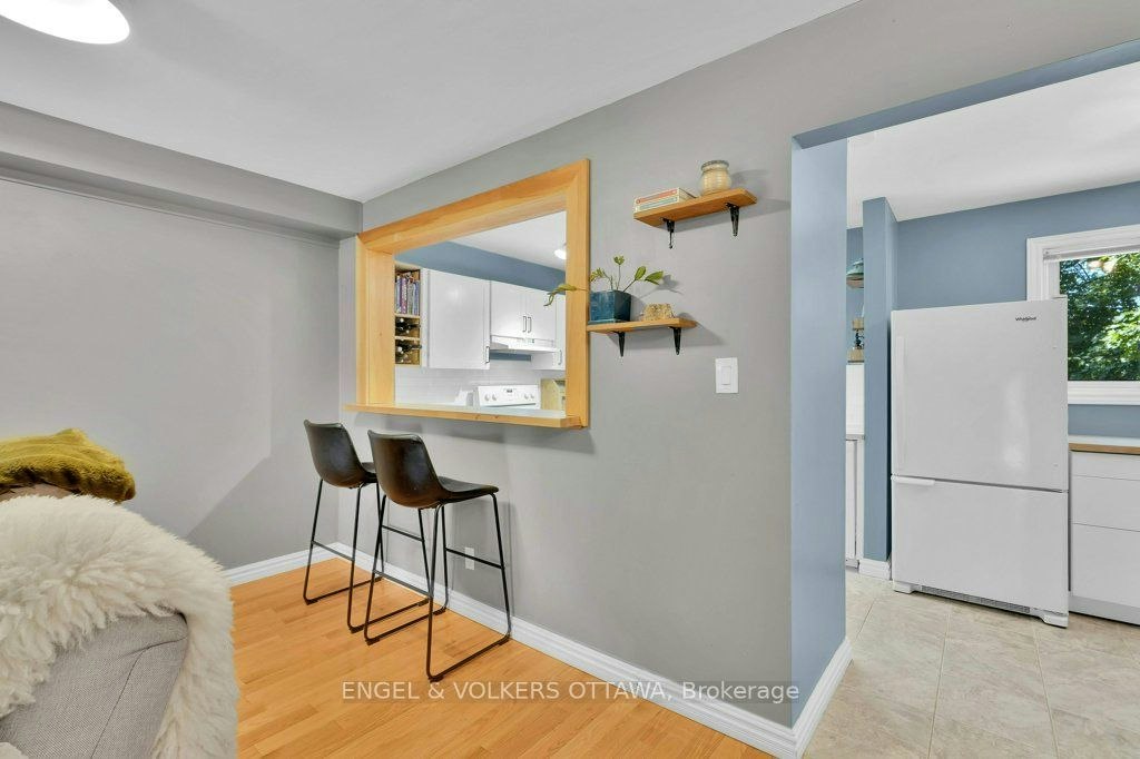 878 Grenon Avenue, Ottawa, ON, K2B 6G3 - 11
