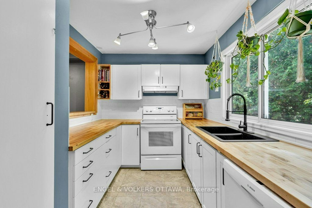 878 Grenon Avenue, Ottawa, ON, K2B 6G3 - 12
