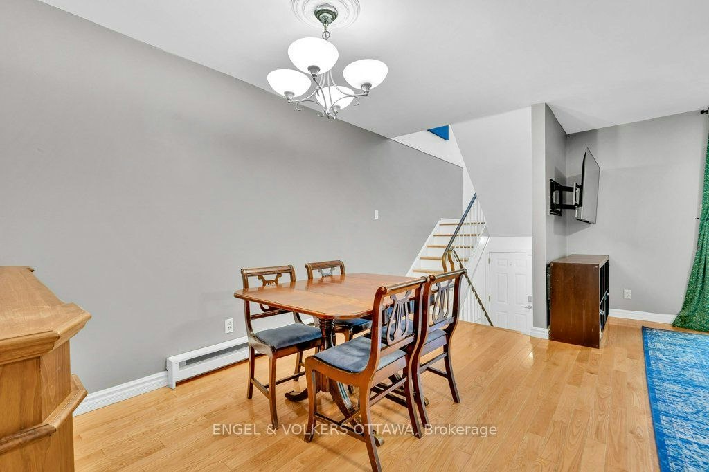 878 Grenon Avenue, Ottawa, ON, K2B 6G3 - 10