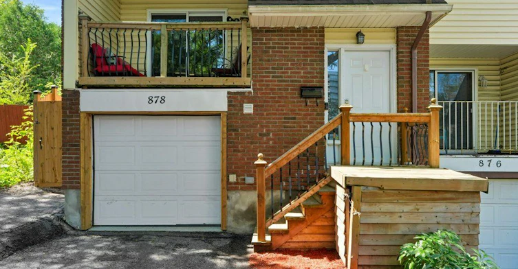 878 Grenon Avenue, Ottawa, ON, K2B 6G3 - 2