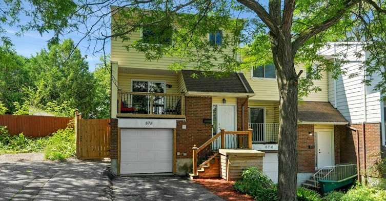 878 Grenon Avenue, Ottawa, ON, K2B 6G3