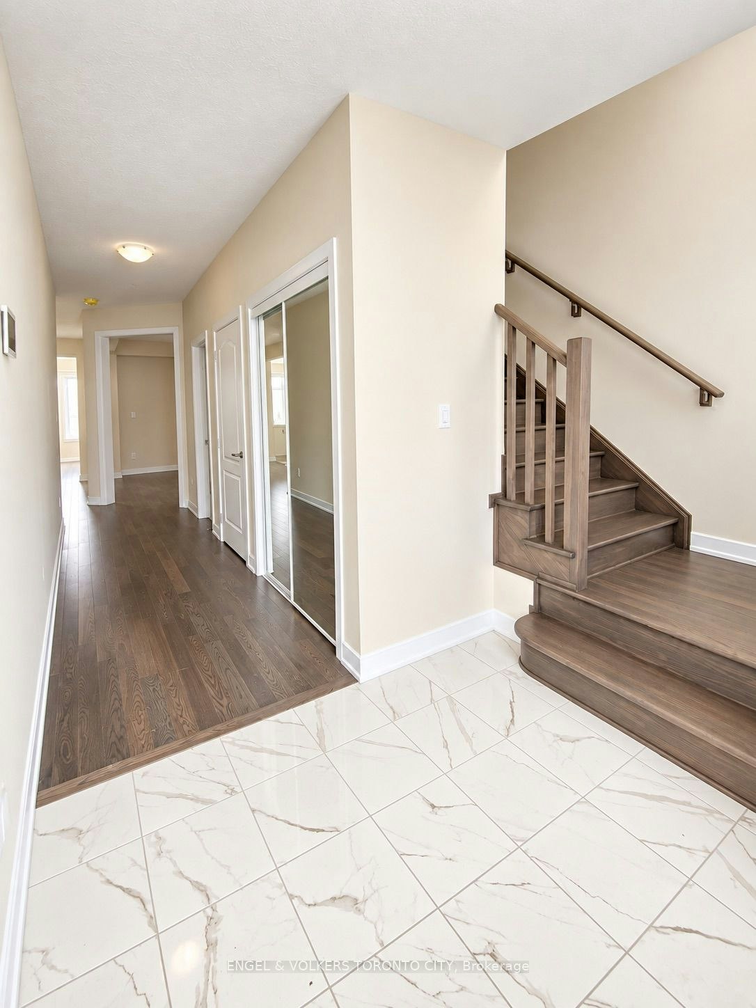 84 Sundin Drive, Cayuga, ON, N3W 0H2 - 2