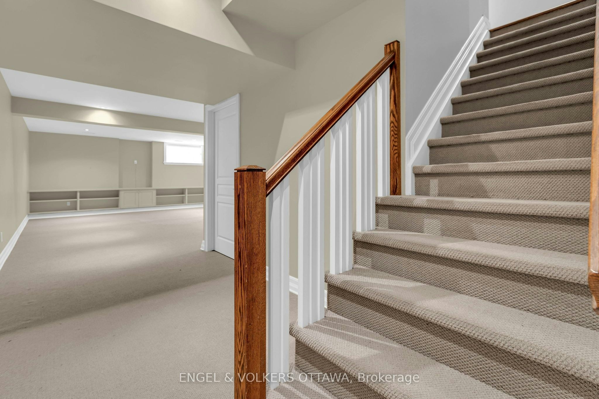 108 Manorhill Private, Ottawa, ON, K1H 2J4 - 23
