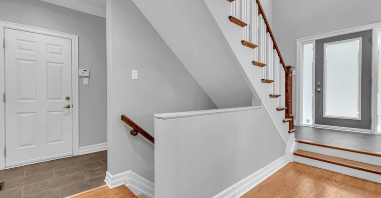 108 Manorhill Private, Ottawa, ON, K1H 2J4 - 2