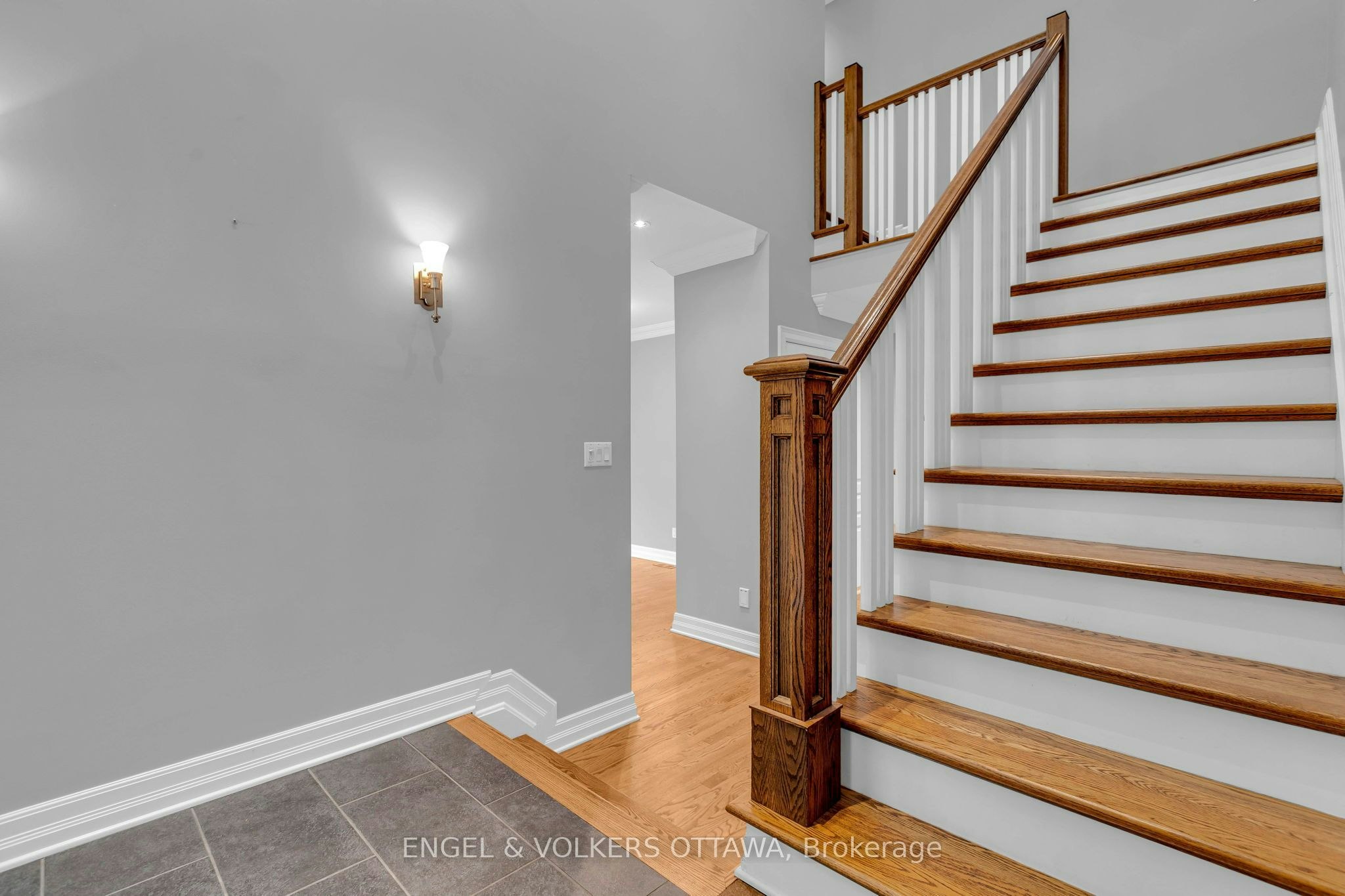 108 Manorhill Private, Ottawa, ON, K1H 2J4 - 12