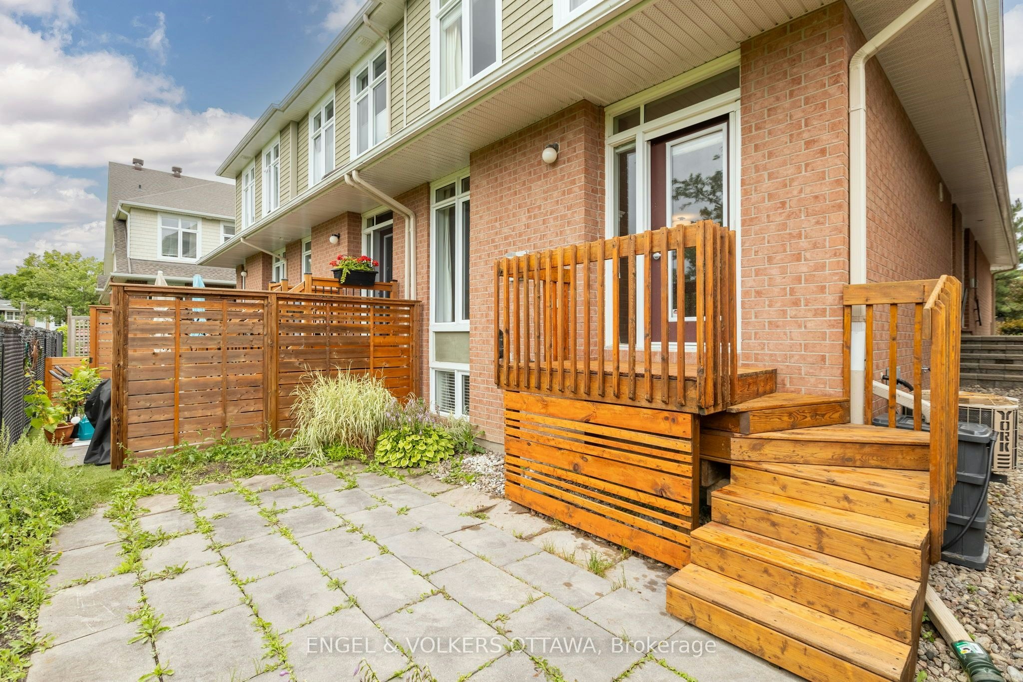 108 Manorhill Private, Ottawa, ON, K1H 2J4 - 26