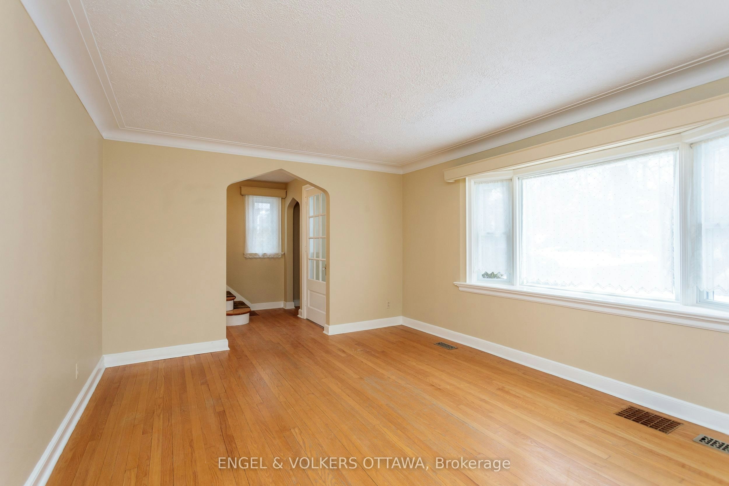 225 Pleasant Park Road, Ottawa, ON, K1H 5M4 - 12
