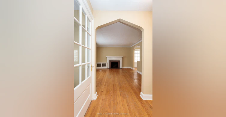 225 Pleasant Park Road, Ottawa, ON, K1H 5M4 - 8