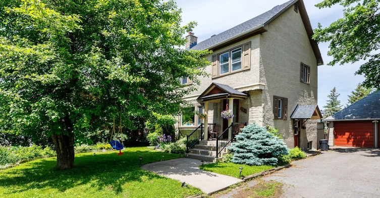225 Pleasant Park Road, Ottawa, ON, K1H 5M4 - 4