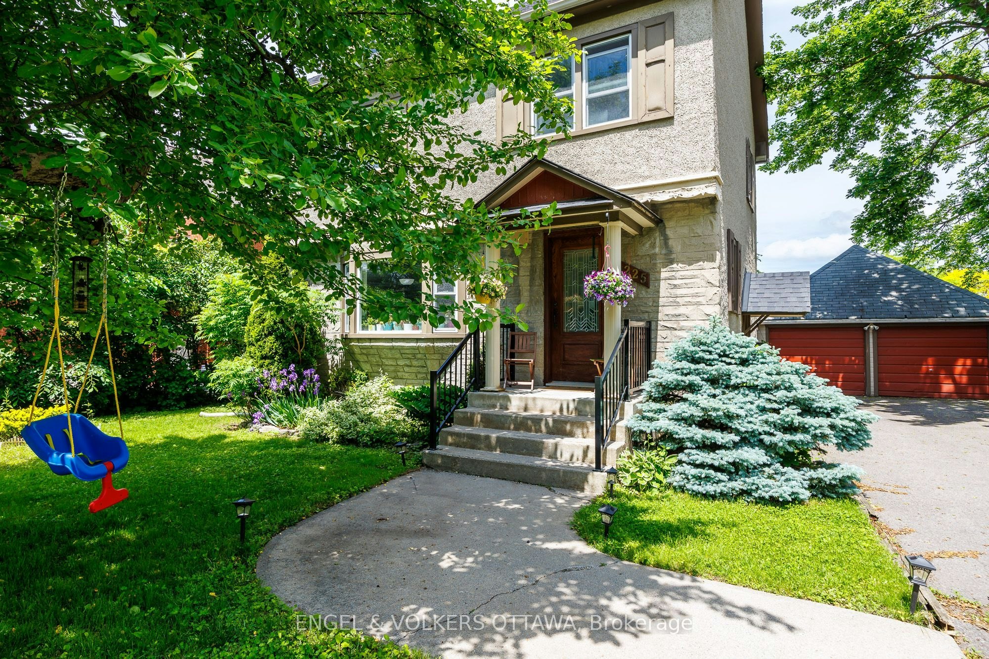 225 Pleasant Park Road, Ottawa, ON, K1H 5M4 - 5