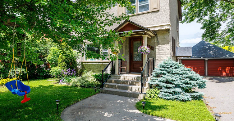 225 Pleasant Park Road, Ottawa, ON, K1H 5M4 - 5