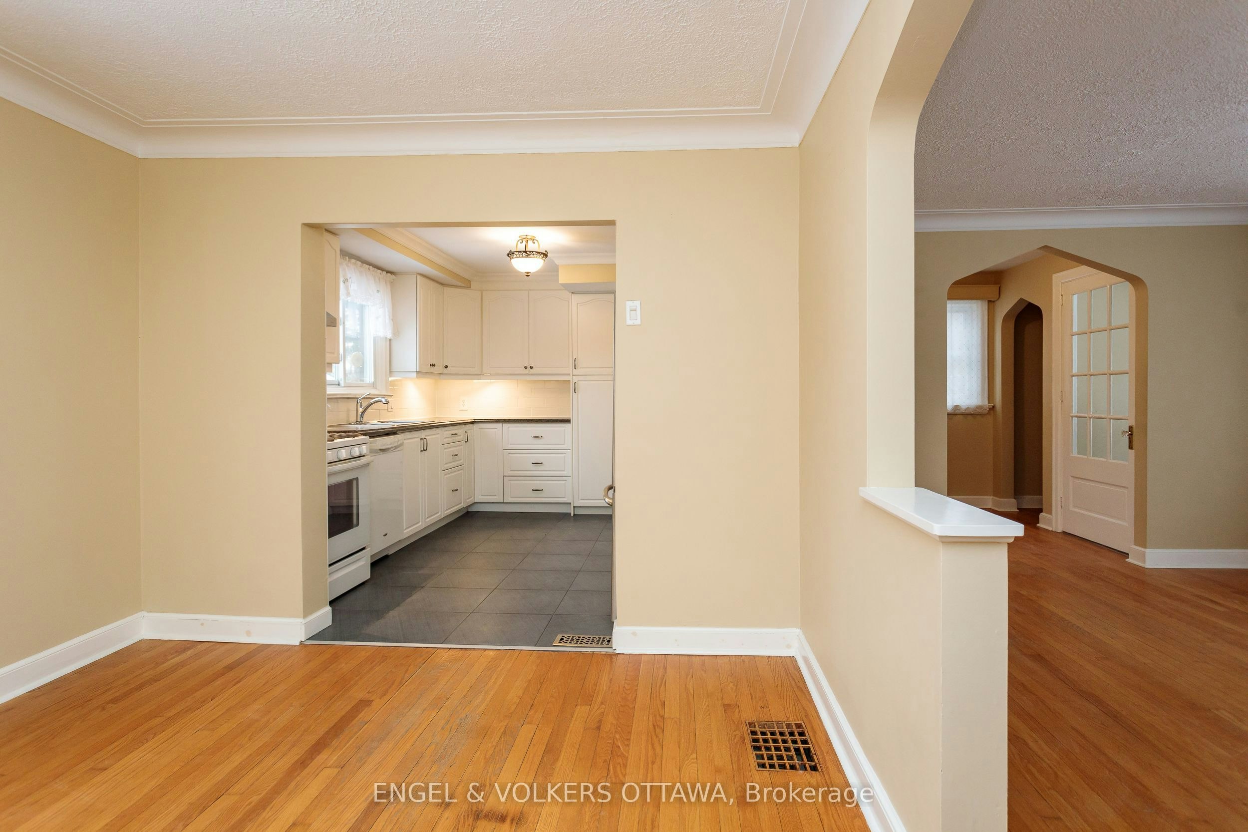 225 Pleasant Park Road, Ottawa, ON, K1H 5M4 - 17