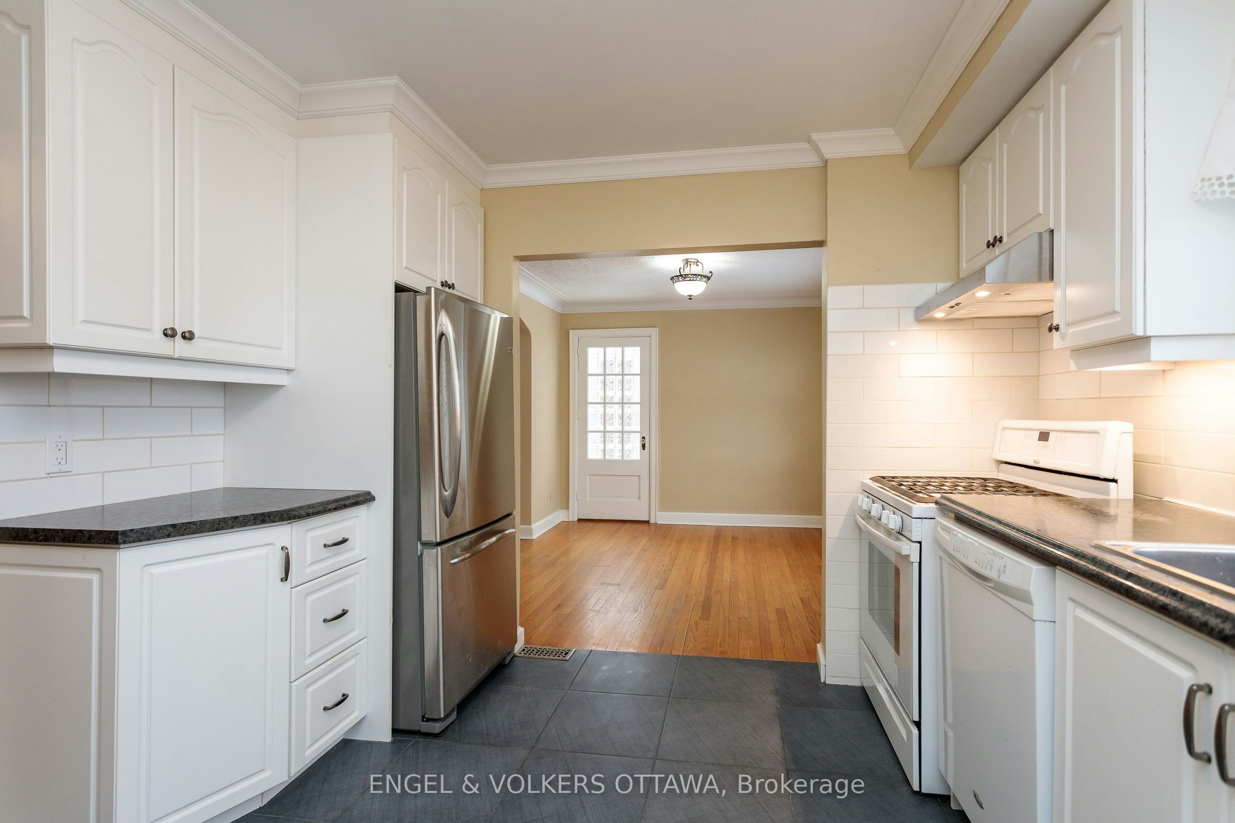 225 Pleasant Park Road, Ottawa, ON, K1H 5M4 - 22