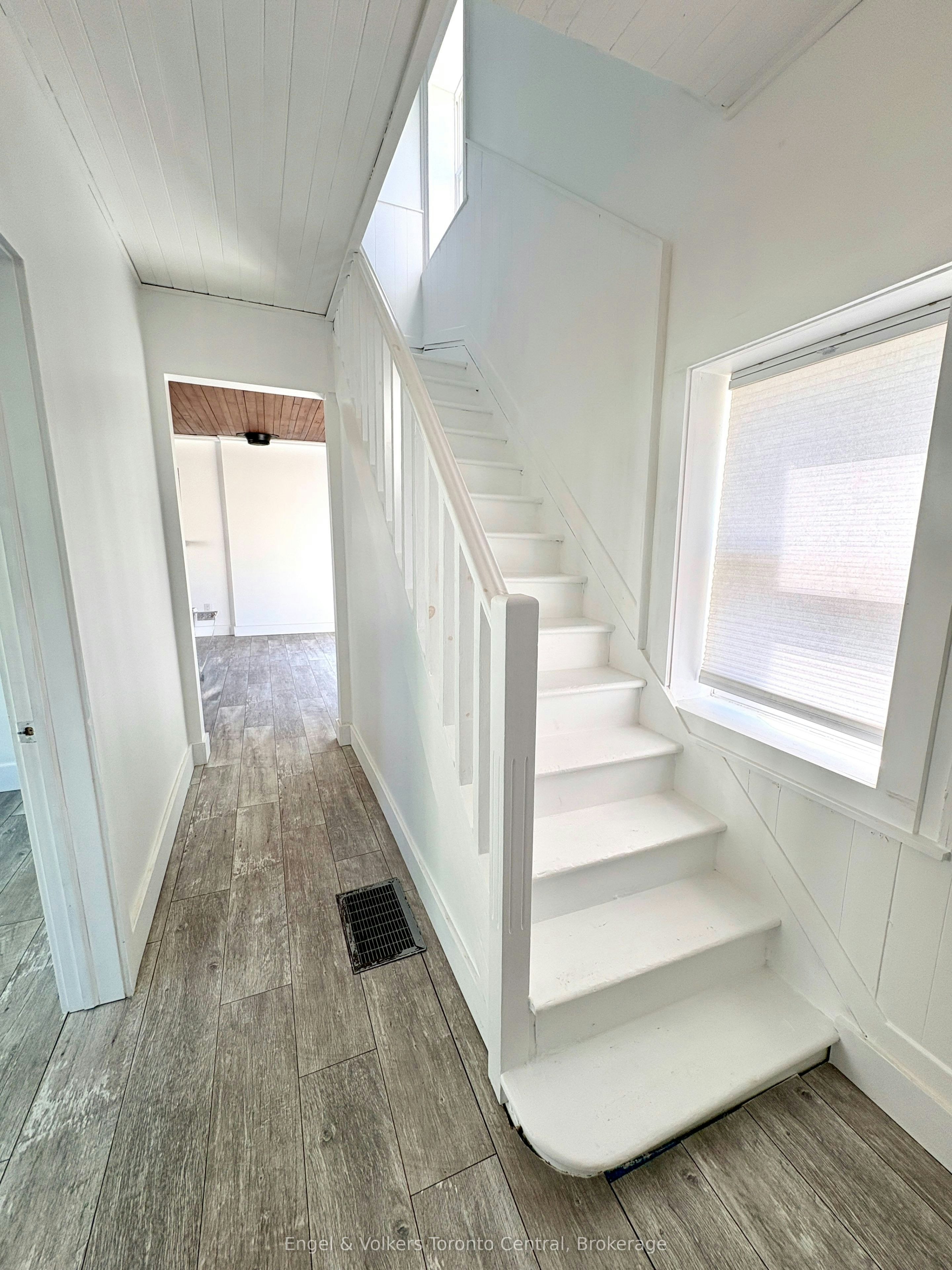 155 Hughson Street, Gravenhurst, ON, P1P 1H2 - 6