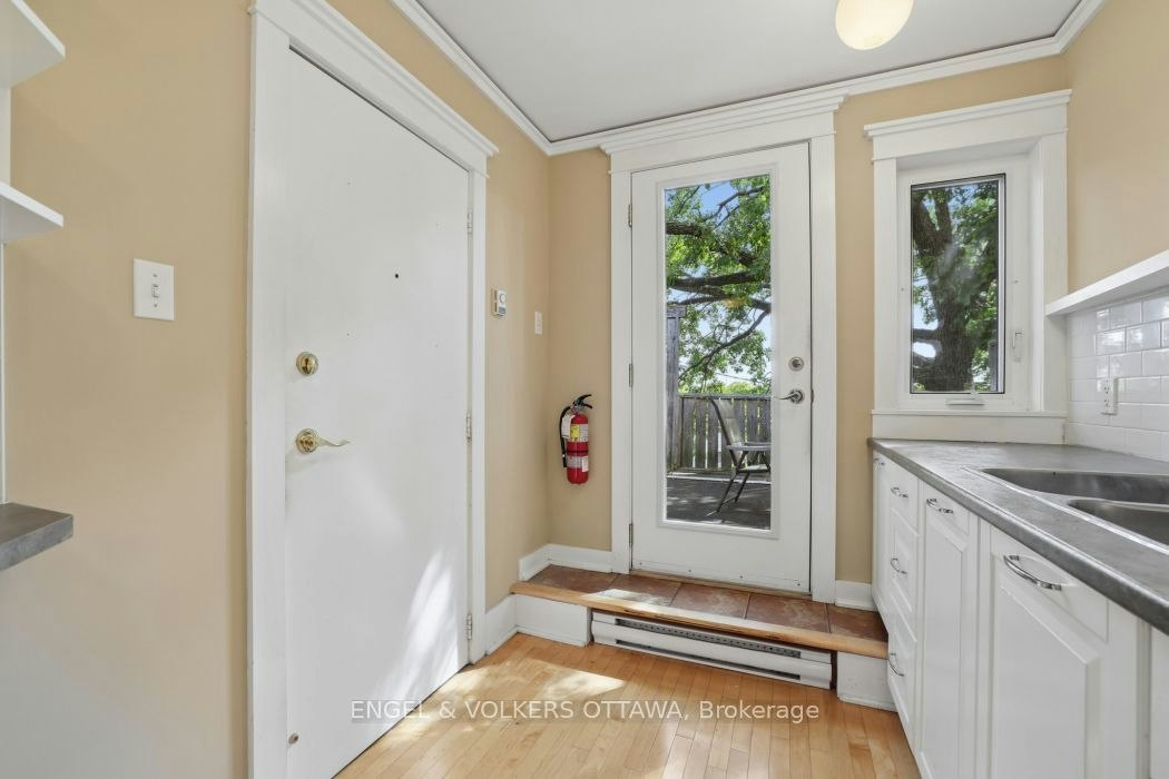 190 James Street, Ottawa, ON, K1R 5M7 - 9