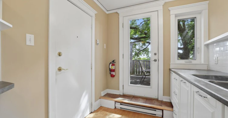 190 James Street, Ottawa, ON, K1R 5M7 - 9