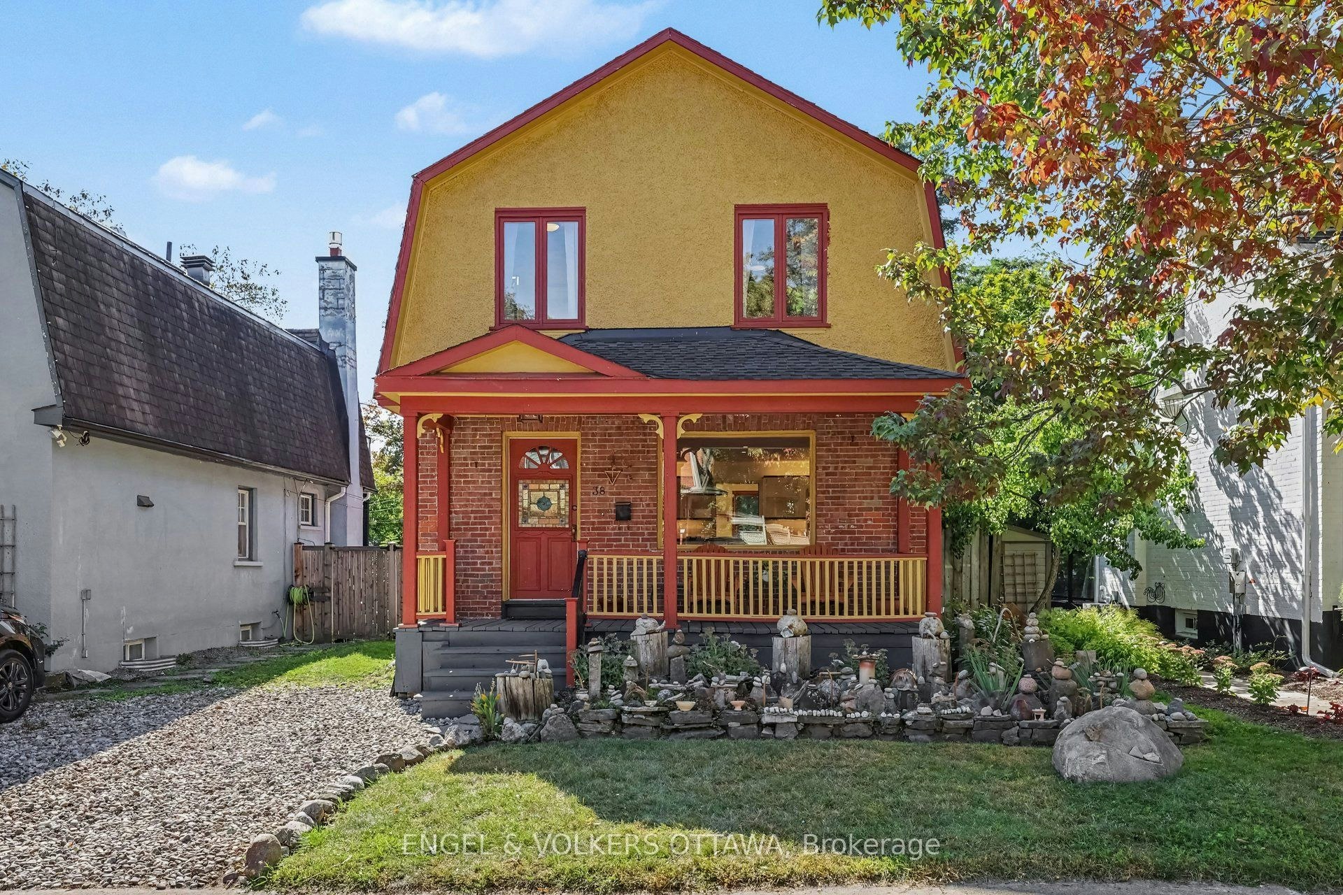 38 Rockcliffe Way, Ottawa, ON, K1M 1B5 - 2