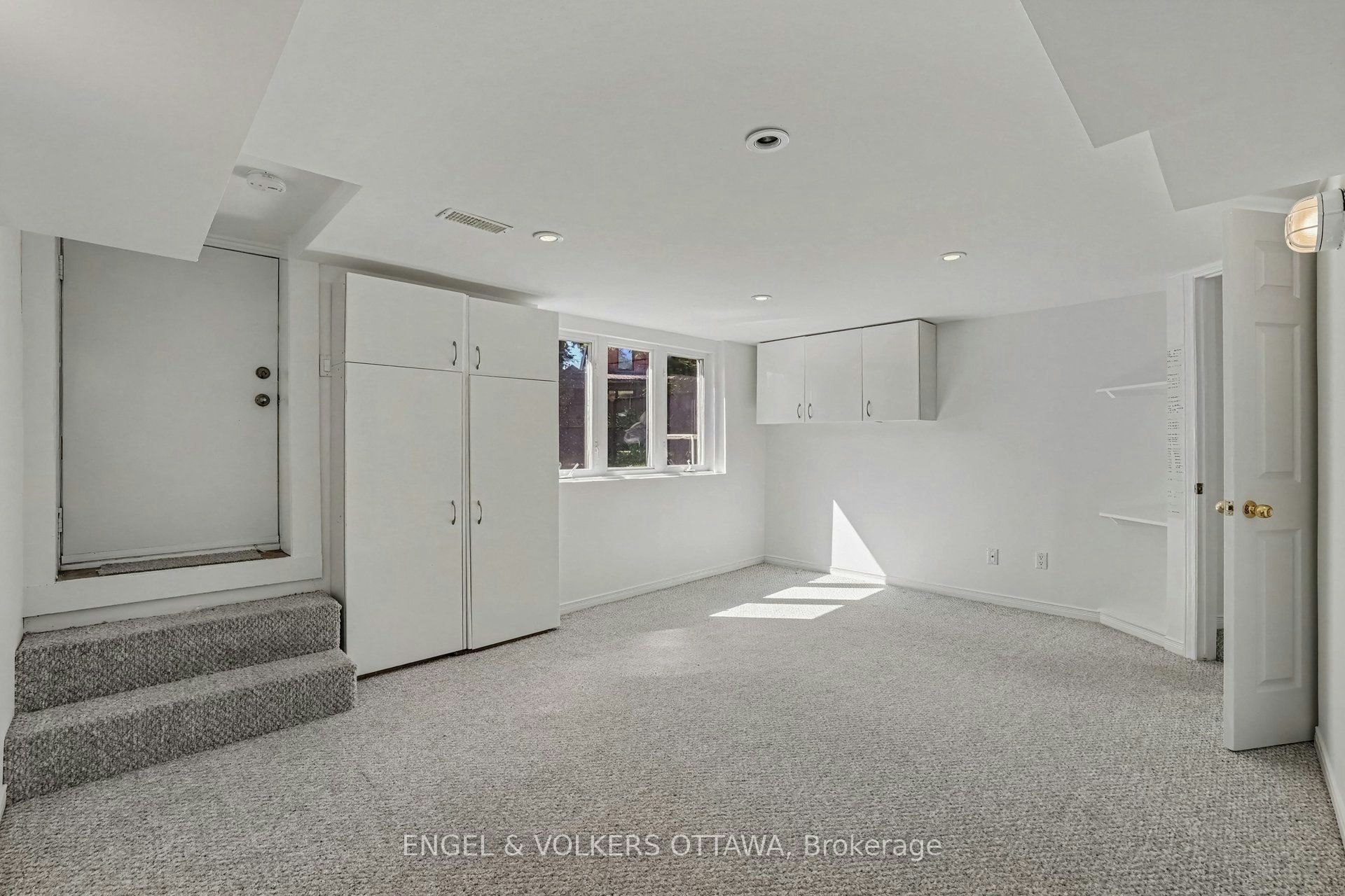 38 Rockcliffe Way, Ottawa, ON, K1M 1B5 - 28