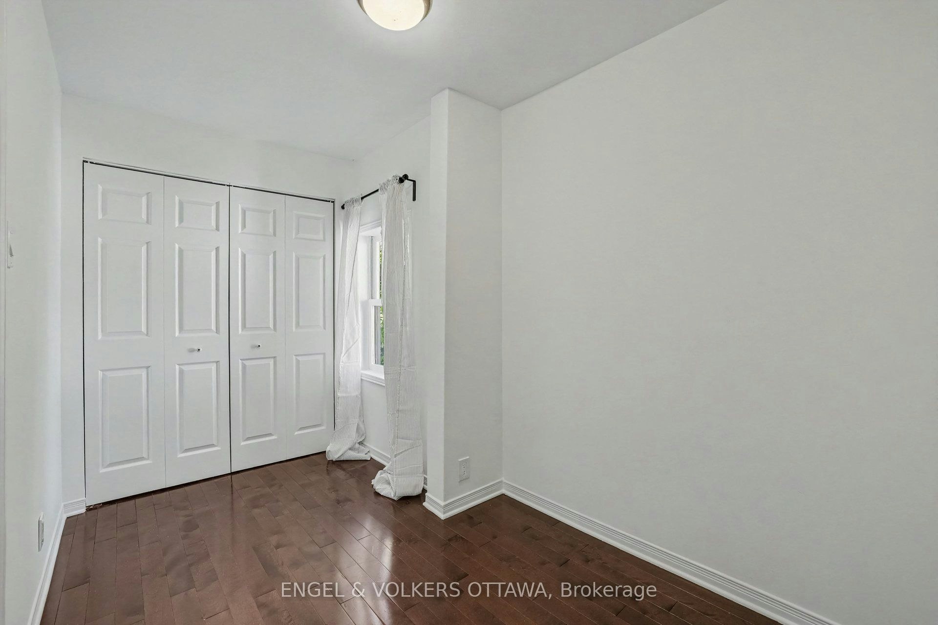 38 Rockcliffe Way, Ottawa, ON, K1M 1B5 - 27