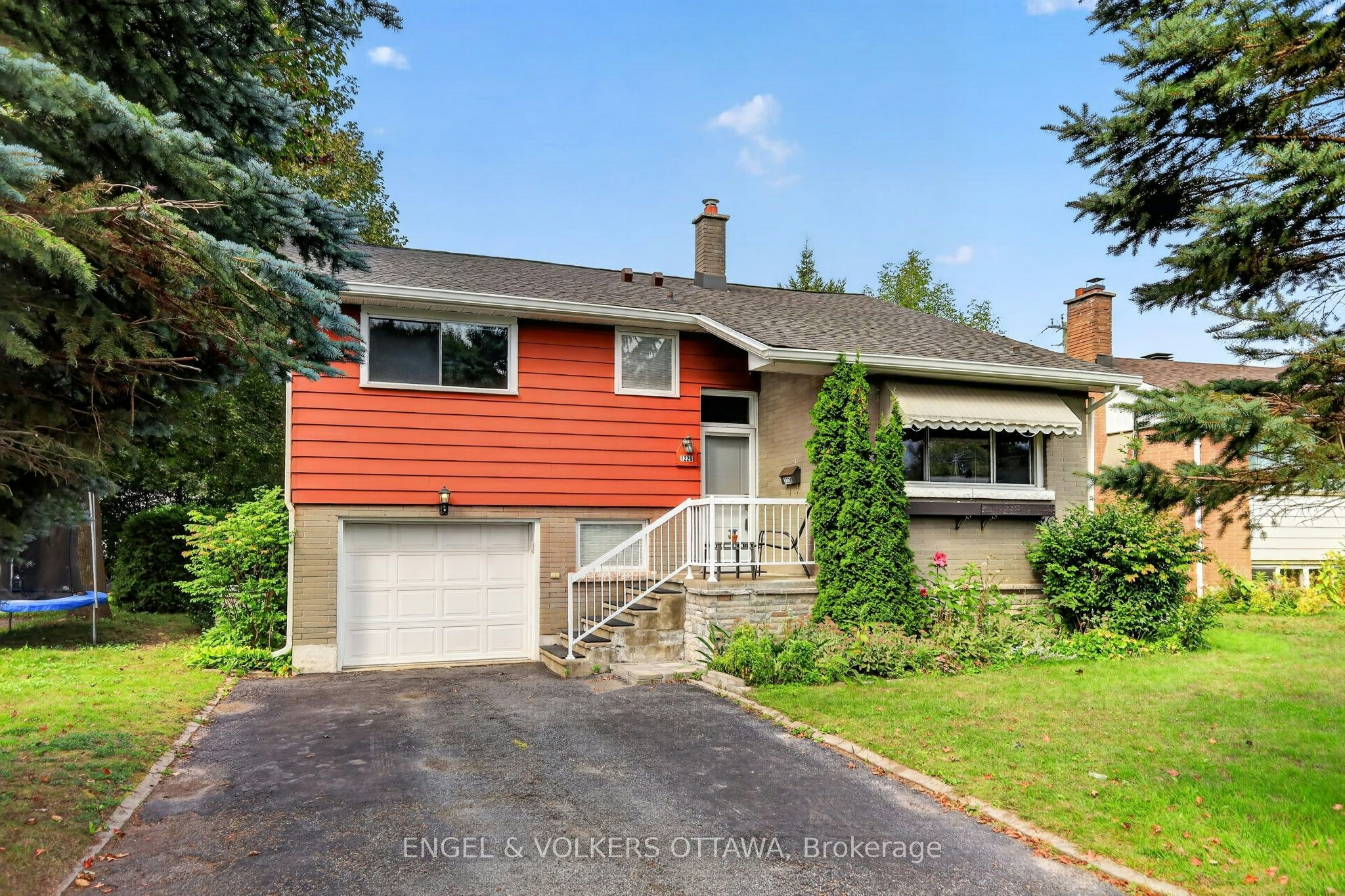 1228 Henry Farm Drive, Ottawa, ON, K2C 2E2