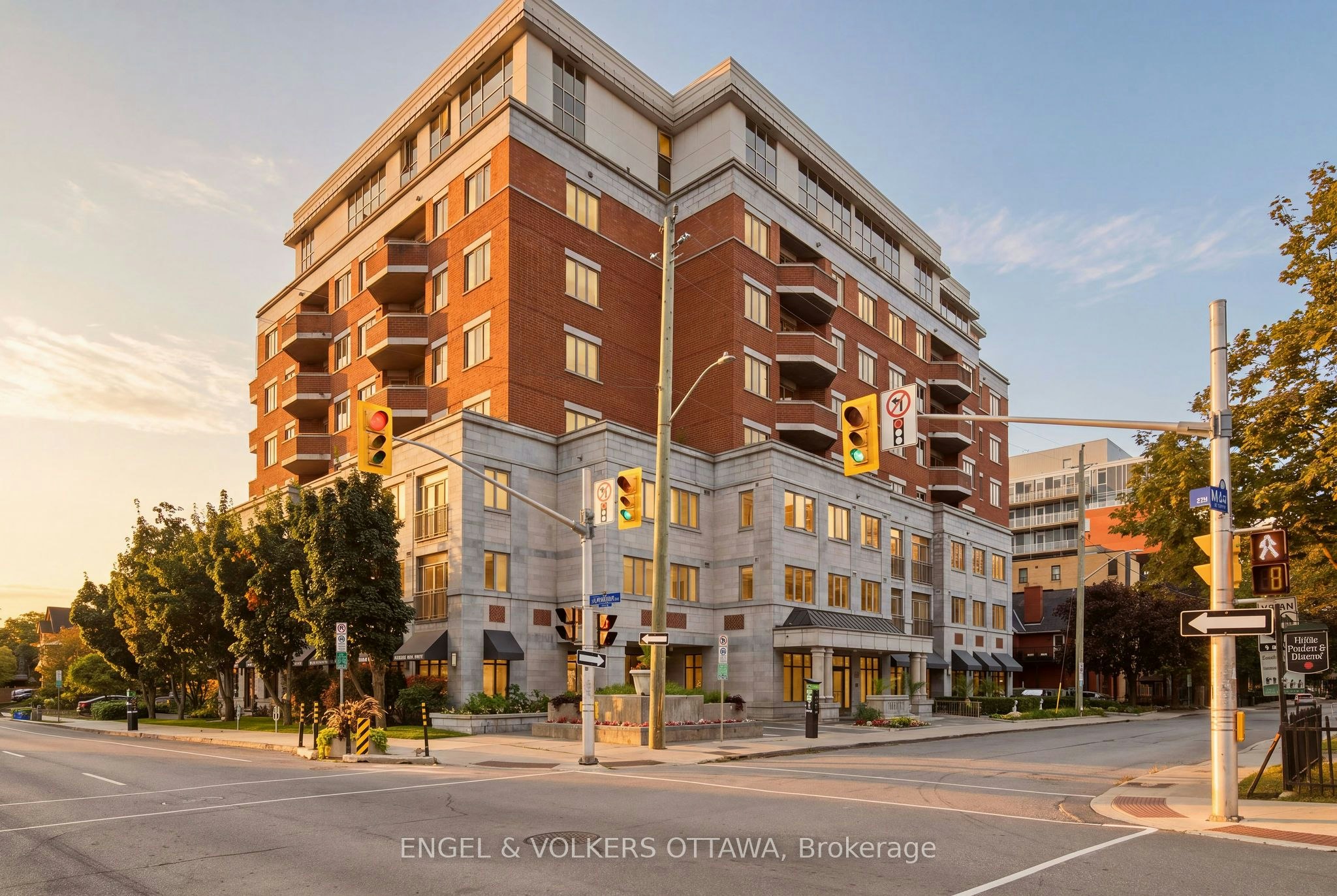 312-320 Mcleod Street, Ottawa, ON, K2P 1A3