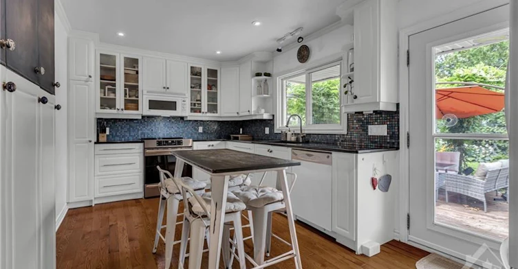 525 Braydon Avenue, Ottawa, ON, K1G 0W7 - 11