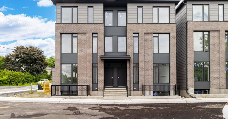 D-1258 Marenger Street, Ottawa, ON, K1C 1S2