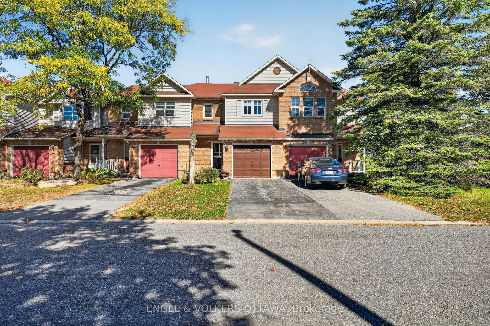 12 Kalbrook Street, Ottawa, ON, K2T 1A8