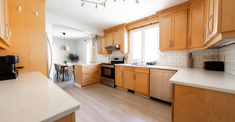531 Laderoute Avenue, Ottawa, ON, K1Z 5V9 - 8