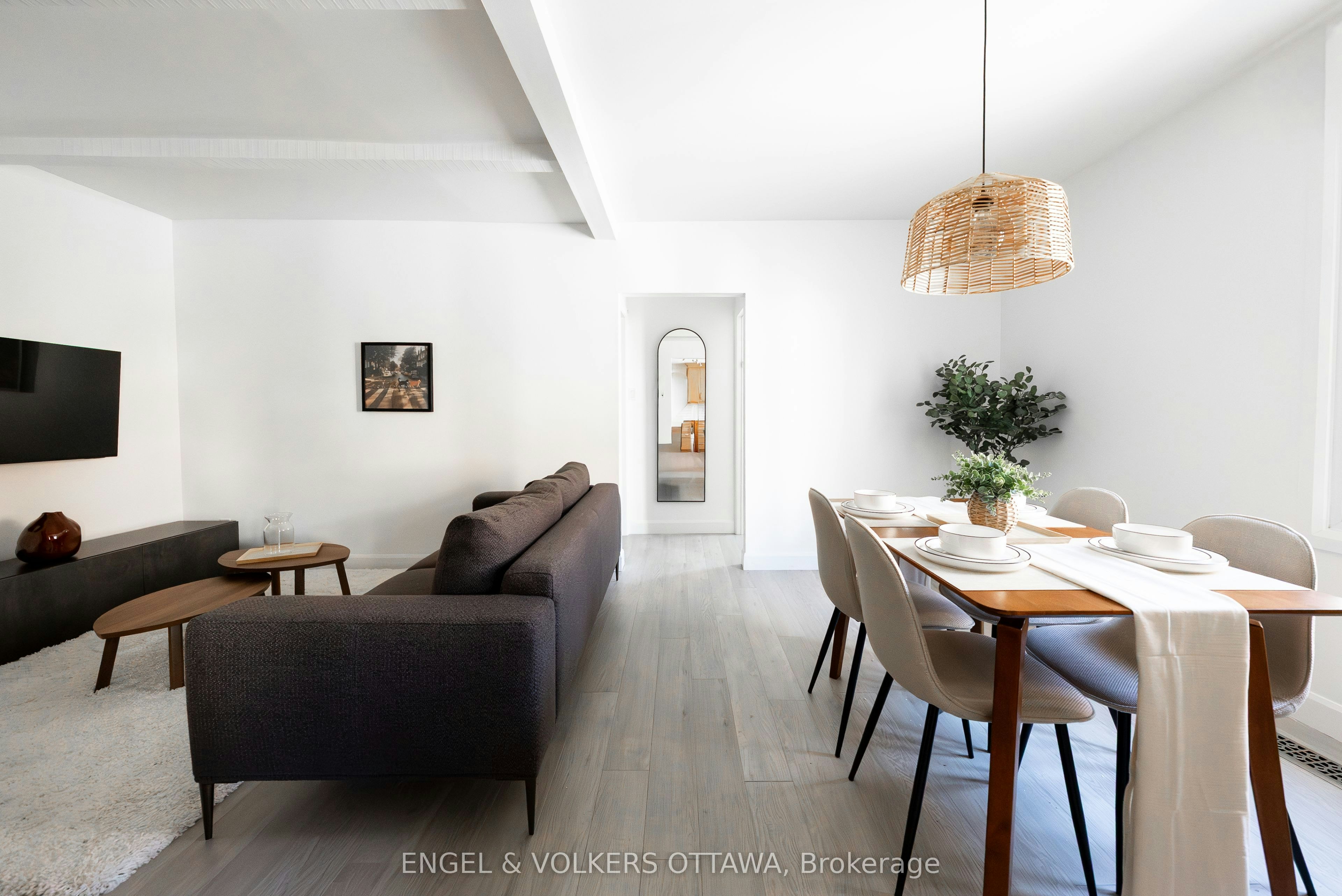 531 Laderoute Avenue, Ottawa, ON, K1Z 5V9 - 5