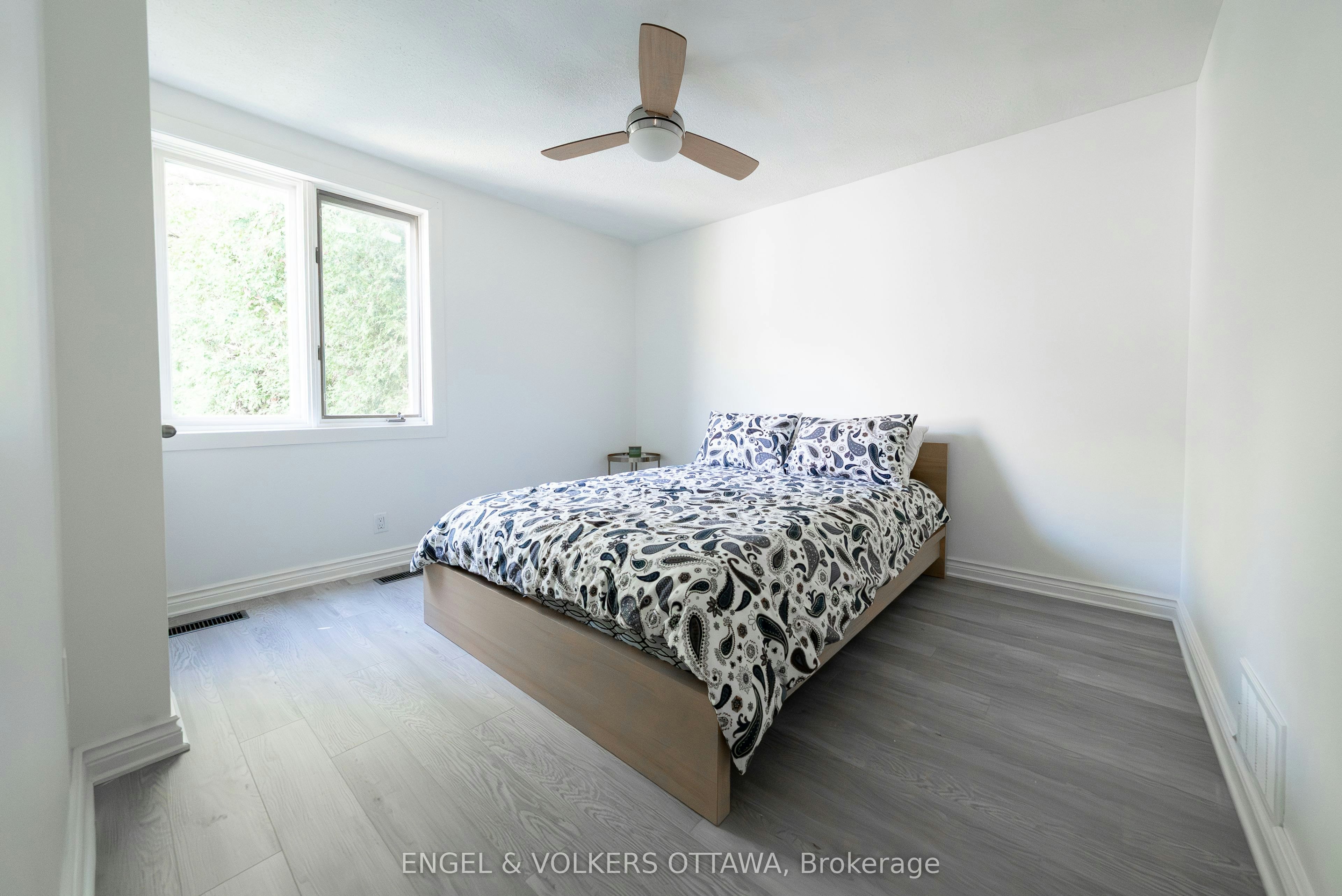 531 Laderoute Avenue, Ottawa, ON, K1Z 5V9 - 14