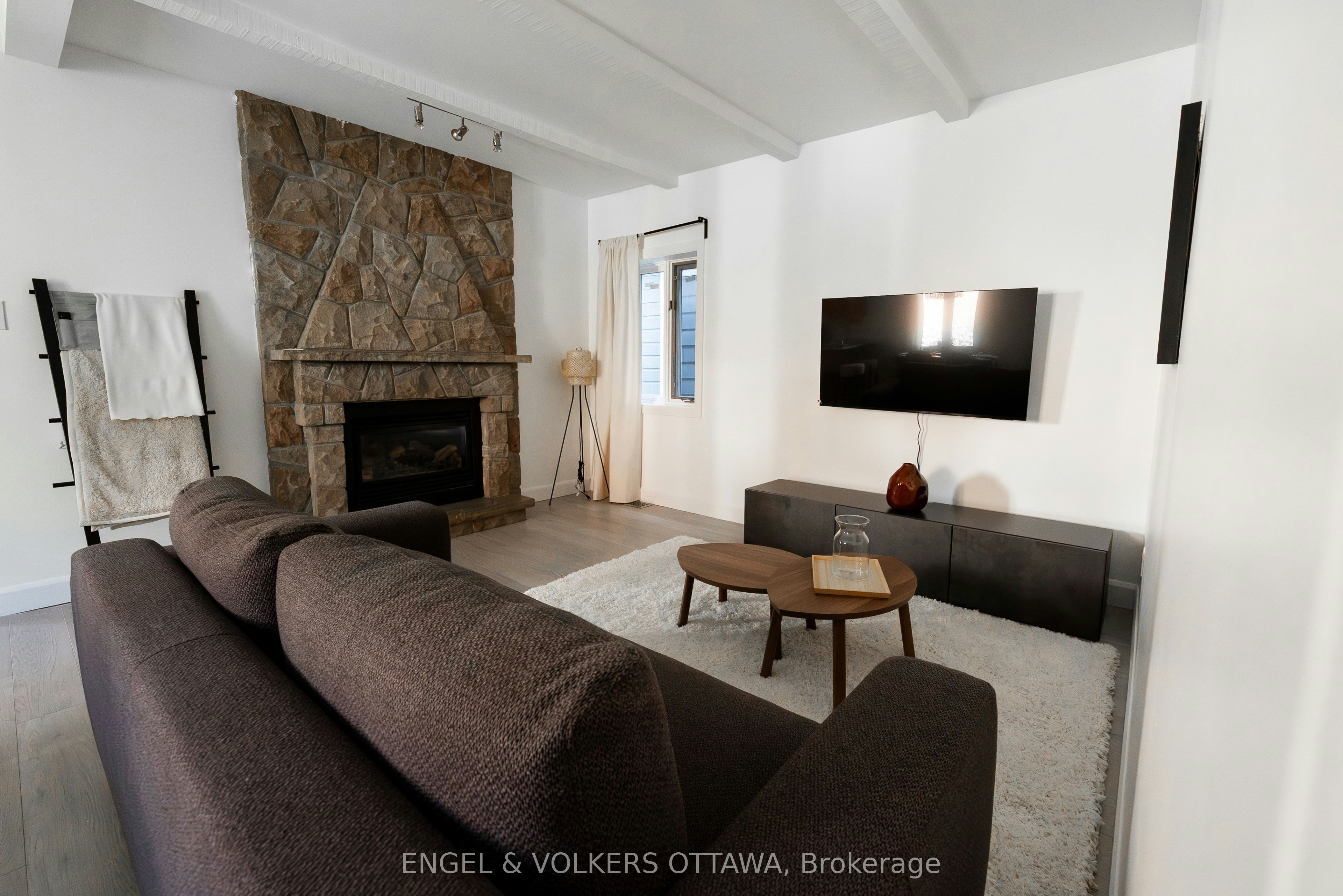 531 Laderoute Avenue, Ottawa, ON, K1Z 5V9 - 4