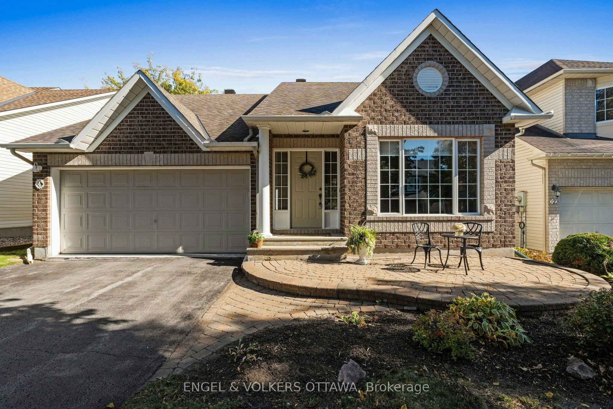 4 Burnstead Crescent, Ottawa, ON, K2M 2T4