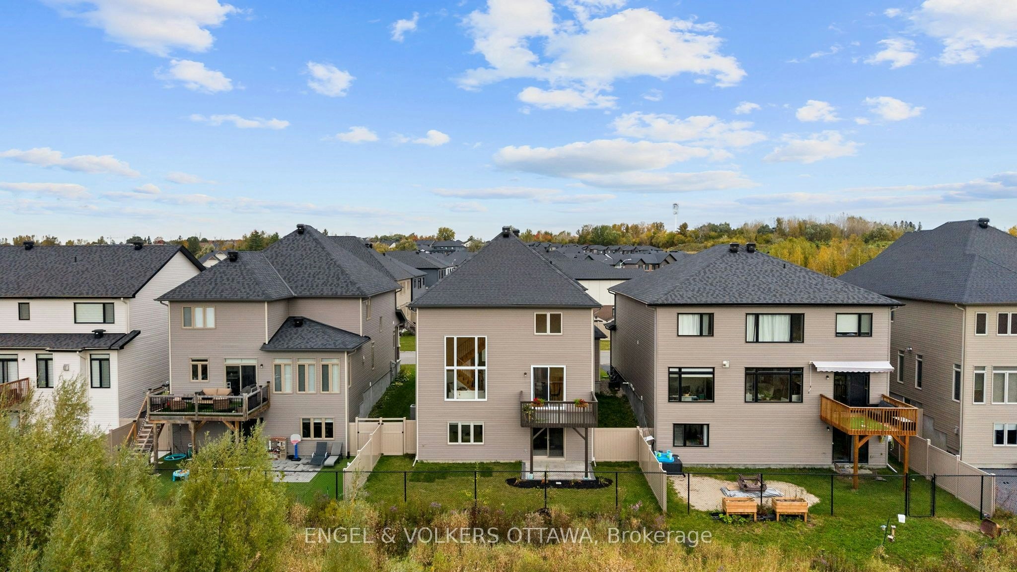 154 Winterhaven Drive, Ottawa, ON, K1W 0P1 - 41