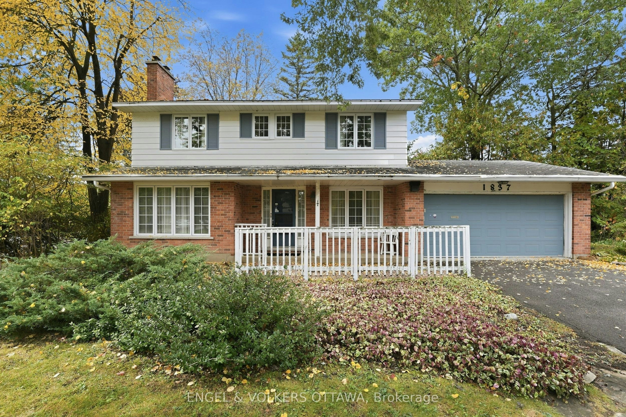 1837 Ferncroft Crescent, Ottawa, ON, K1H 7B4