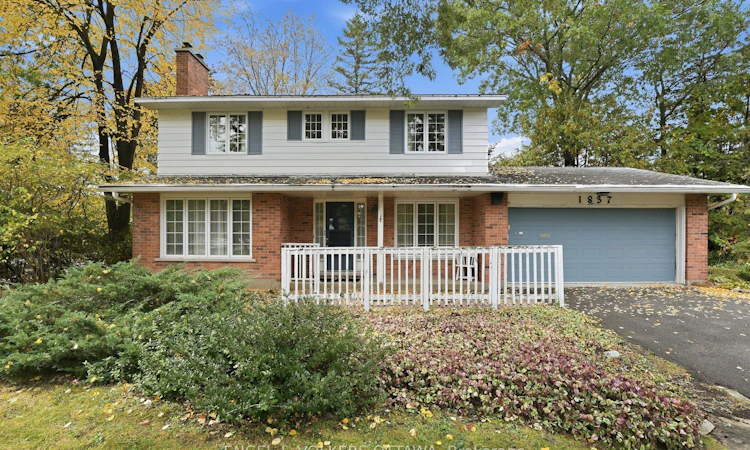 1837 Ferncroft Crescent