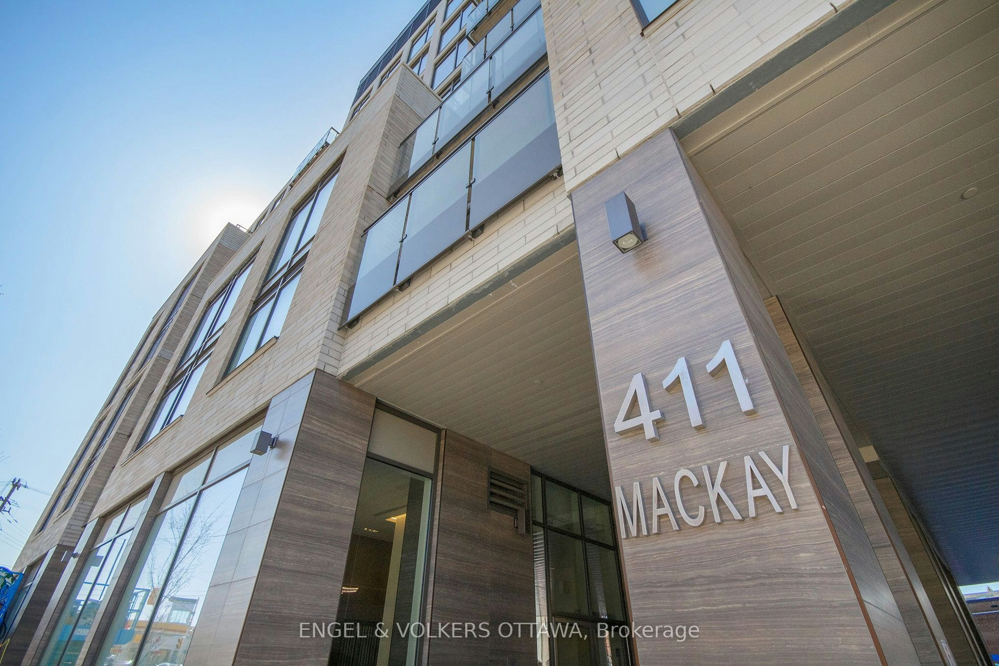 516-411 Mackay Street, Ottawa, ON, K1M 2C5 2