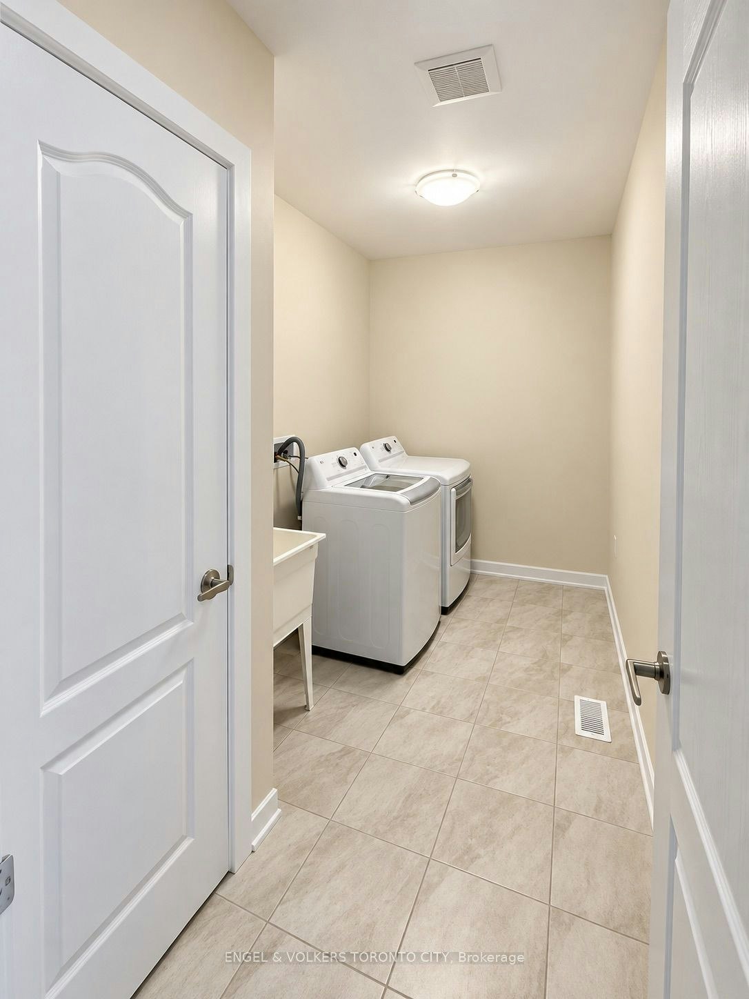 152 Lilac Circle, Cayuga, ON, N3W 0J1 - 7