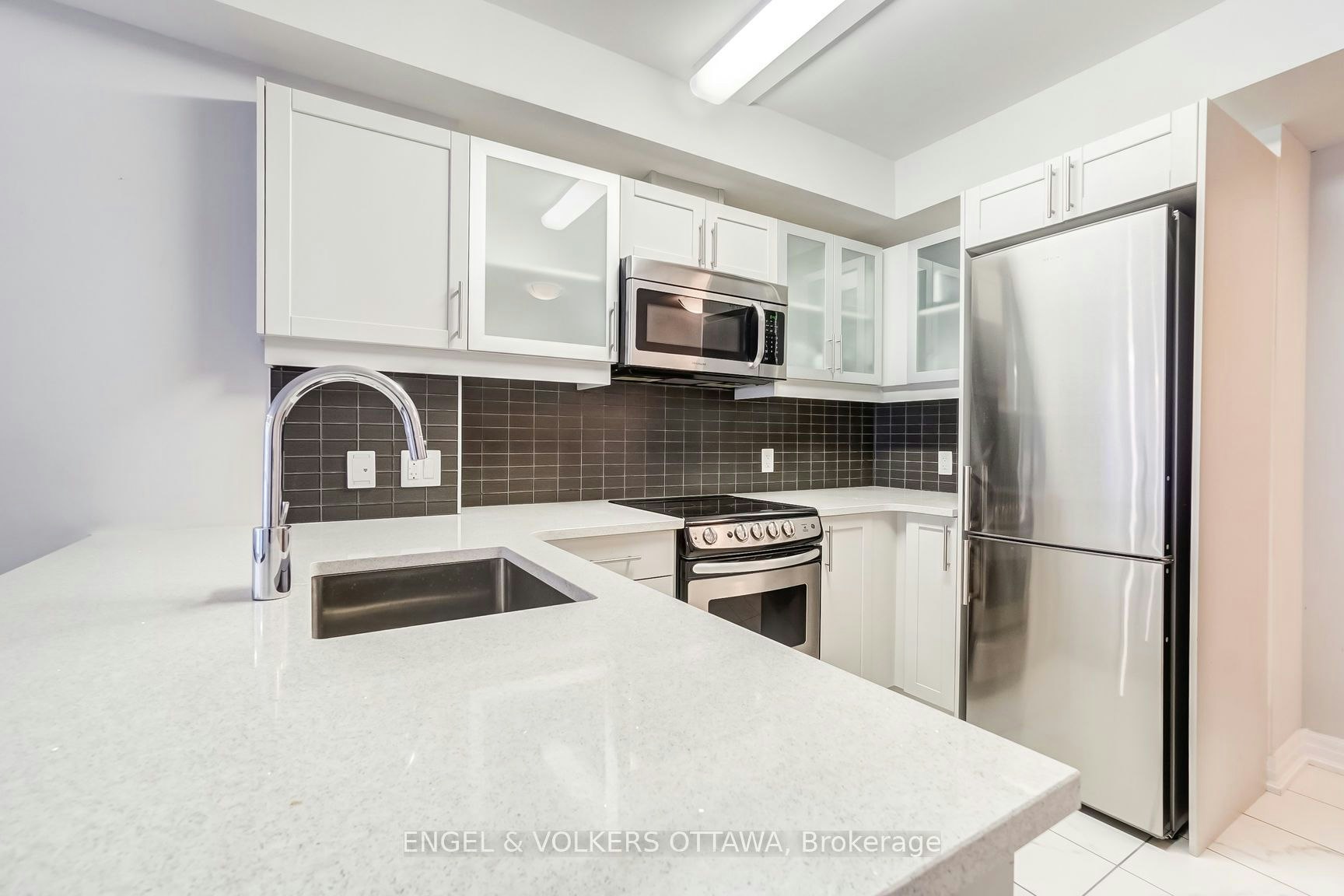 1407-195 Besserer Street, Ottawa, ON, K1N 0B6 - 13