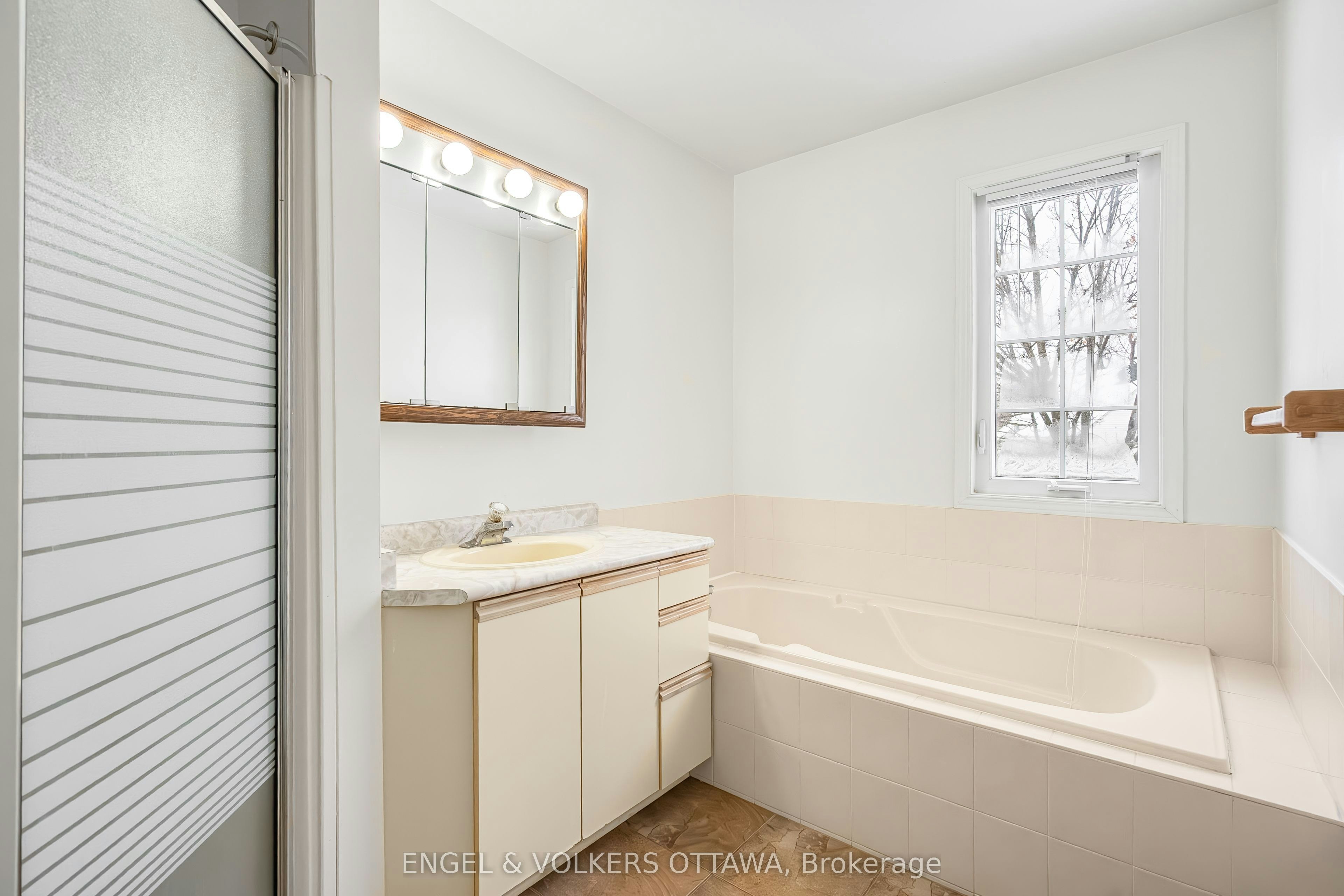 1321 Morley Boulevard, Ottawa, ON, K2C 1R1 - 13