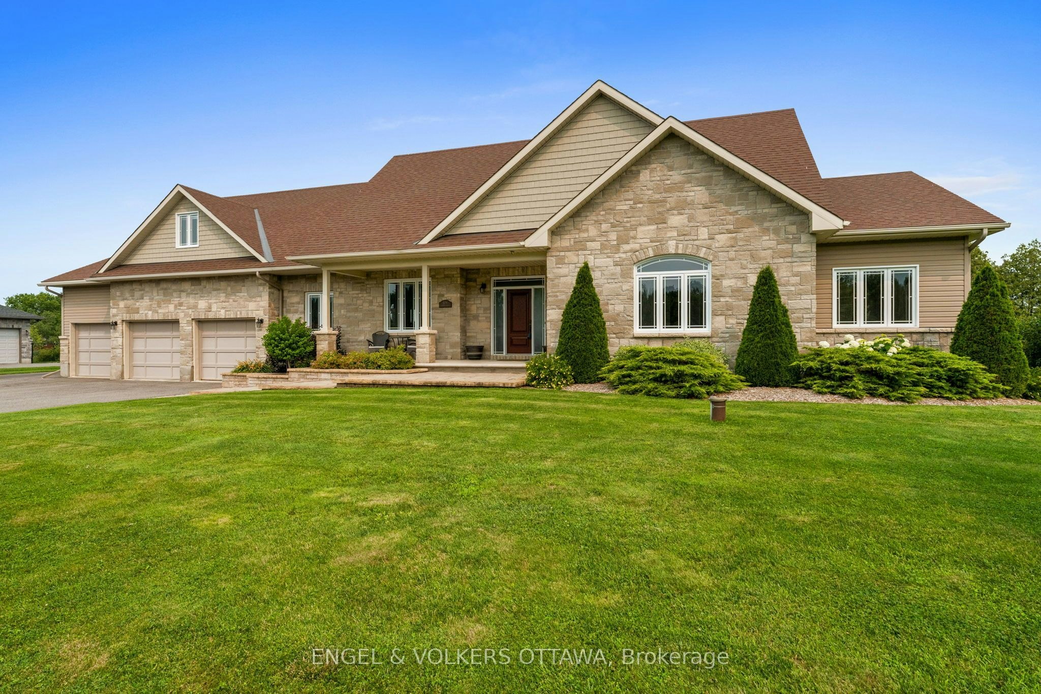 5579 Lombardy Drive, Osgoode - Vernon, ON, K0A 2W0