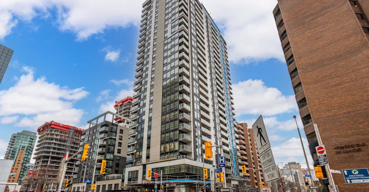 2104-340 Queen Street, Ottawa, ON, K1R 5A5