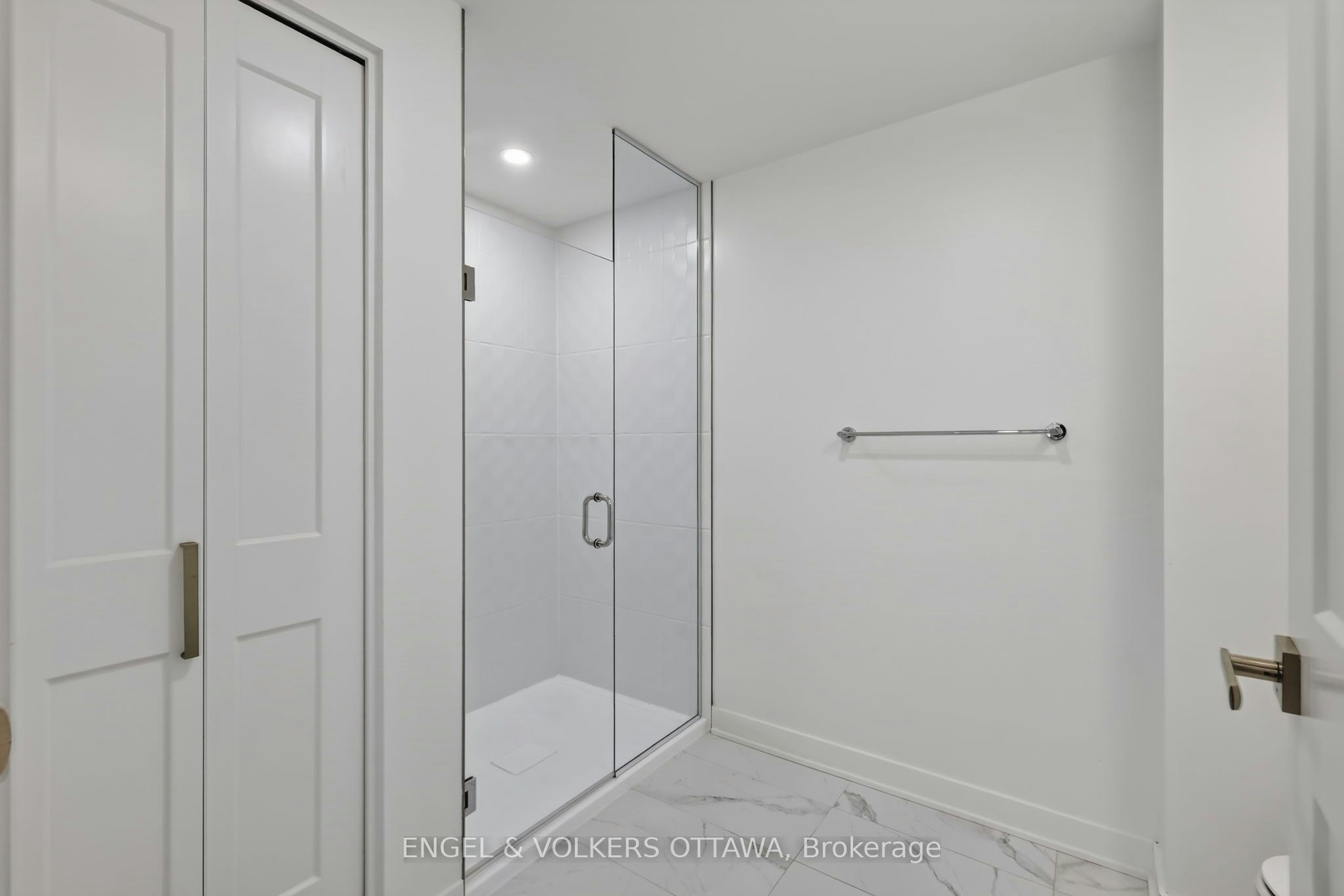 2104-340 Queen Street, Ottawa, ON, K1R 5A5 - 24