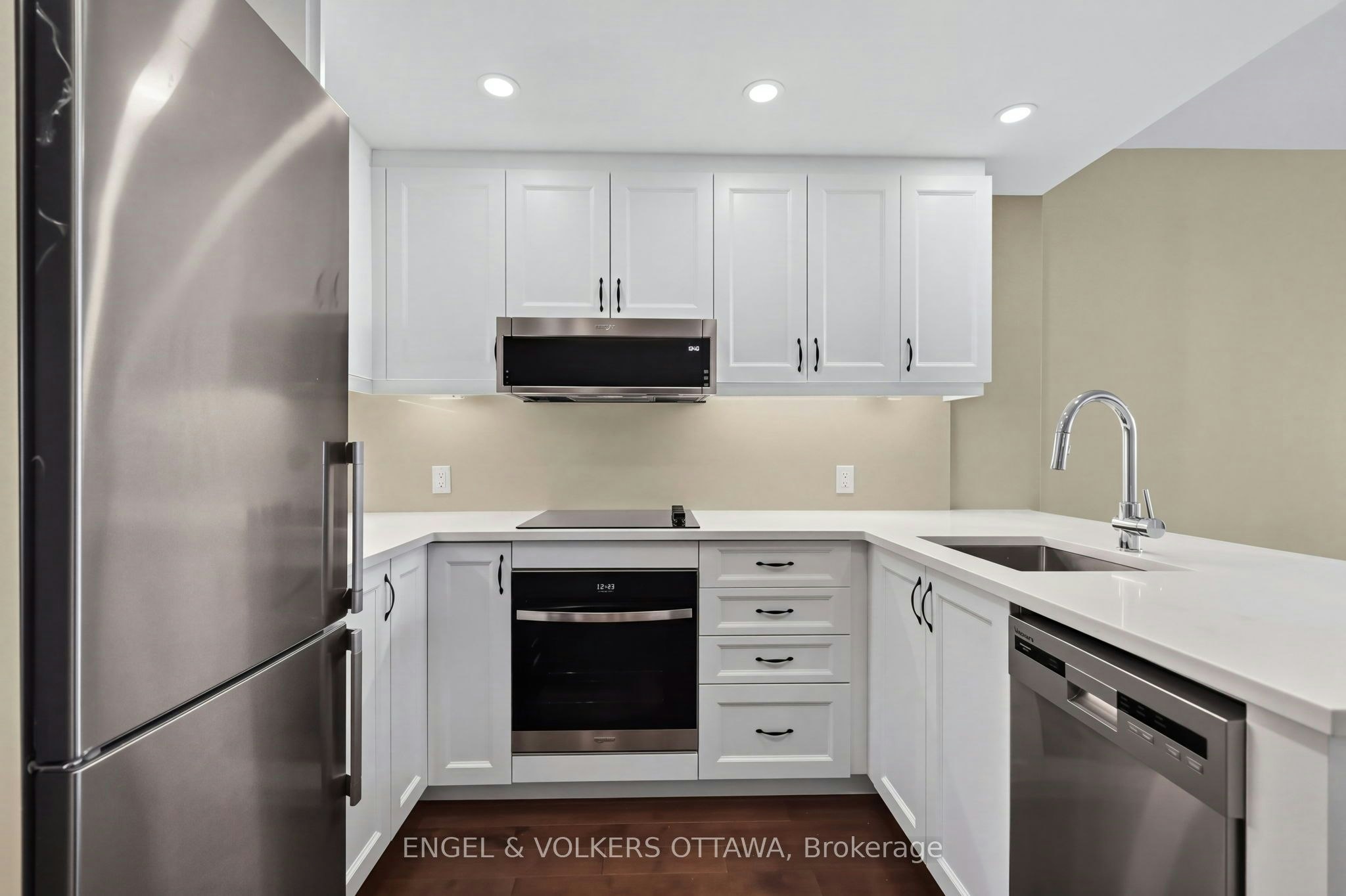 2104-340 Queen Street, Ottawa, ON, K1R 5A5 - 7