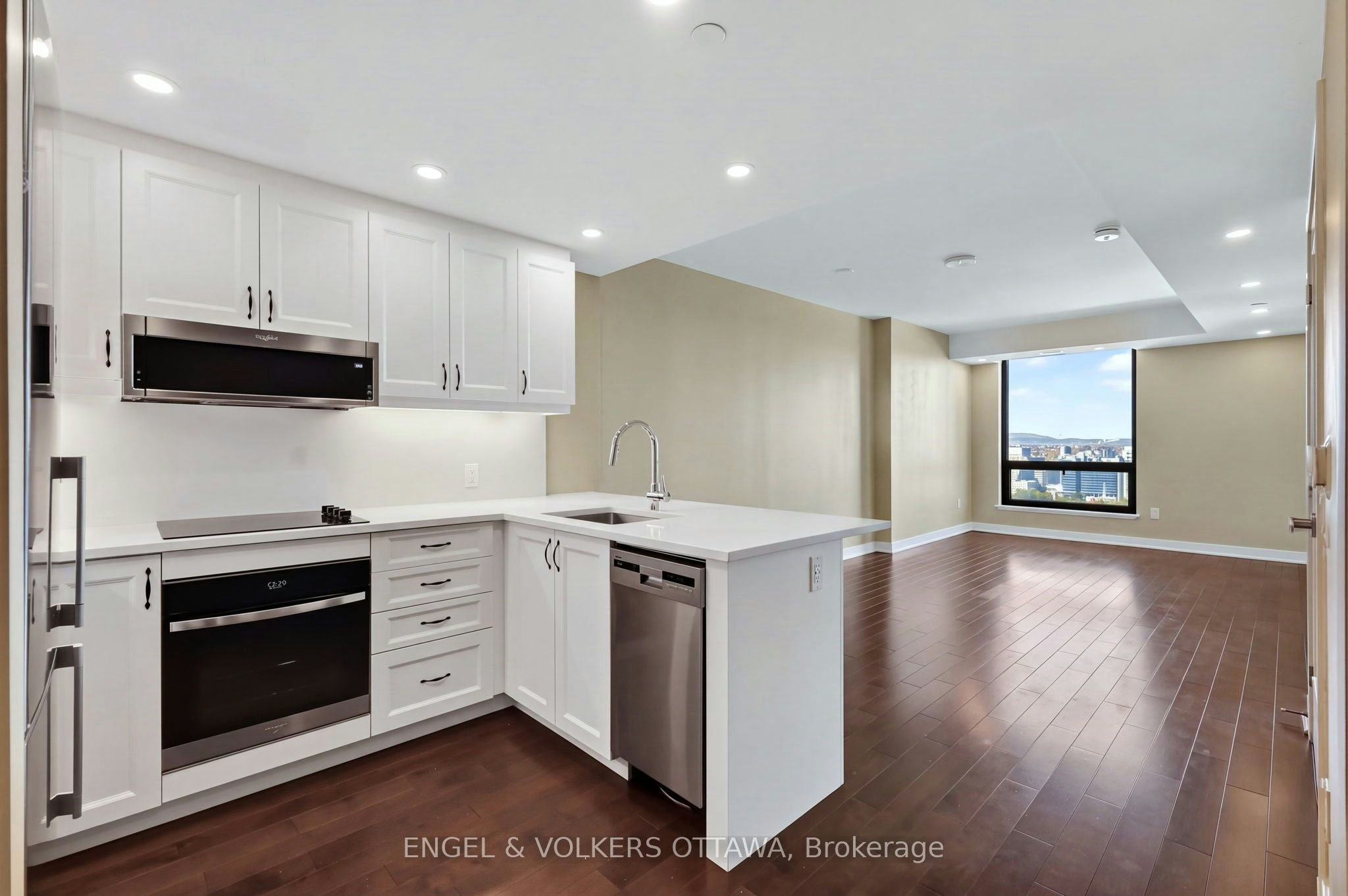 2104-340 Queen Street, Ottawa, ON, K1R 5A5 - 5