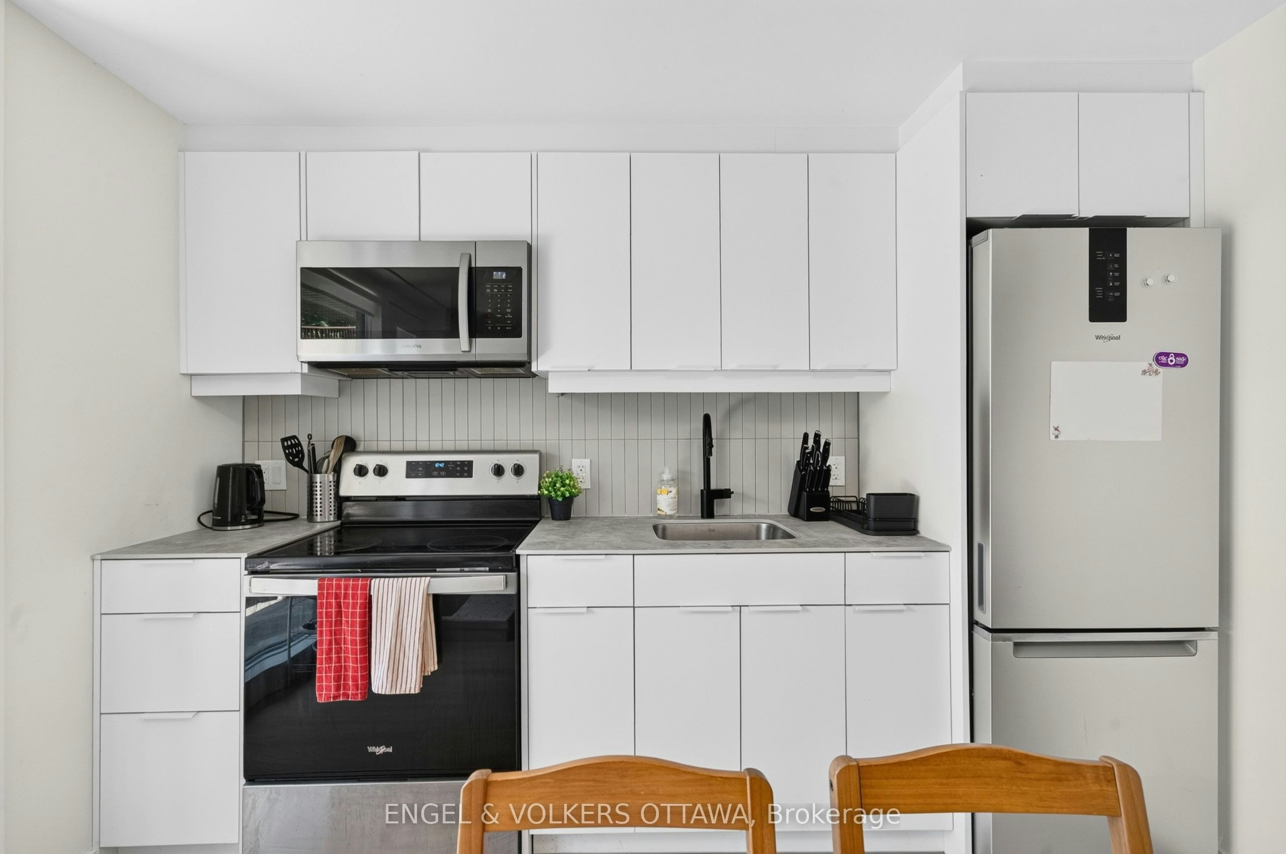 D-119 Carruthers Avenue, Ottawa, ON, K1Y 1N4 - 8